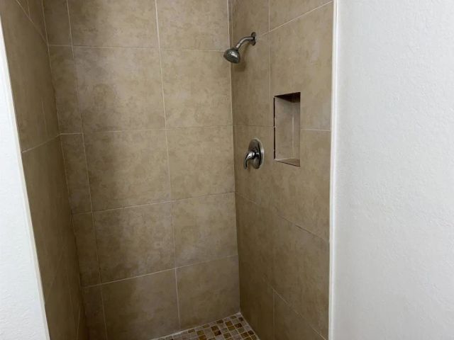 170 61st, San Diego, CA 92114