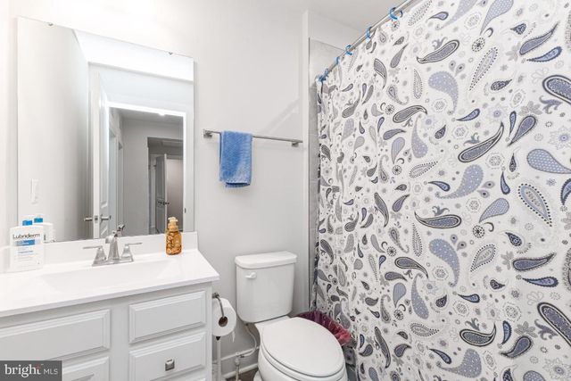 14093 SUNRISE VALLEY DR, Herndon, VA 20171