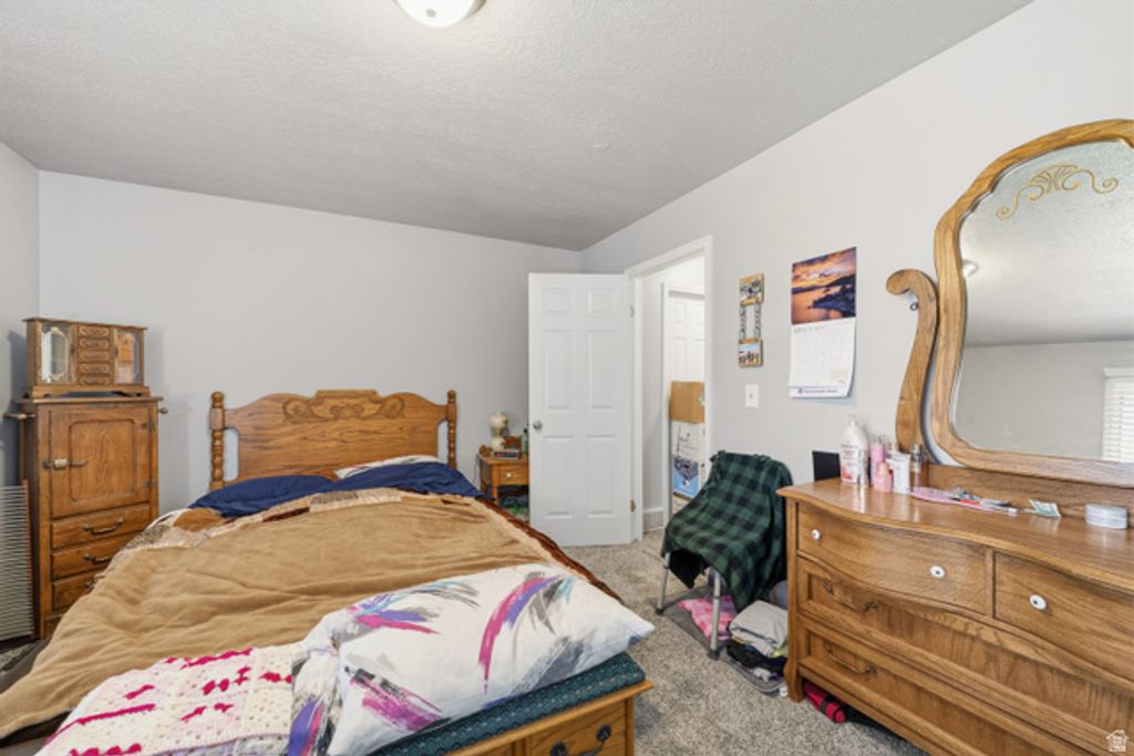 Image 17 of property listing at 5660 S 1425 E #E3, South Ogden, UT 84403
