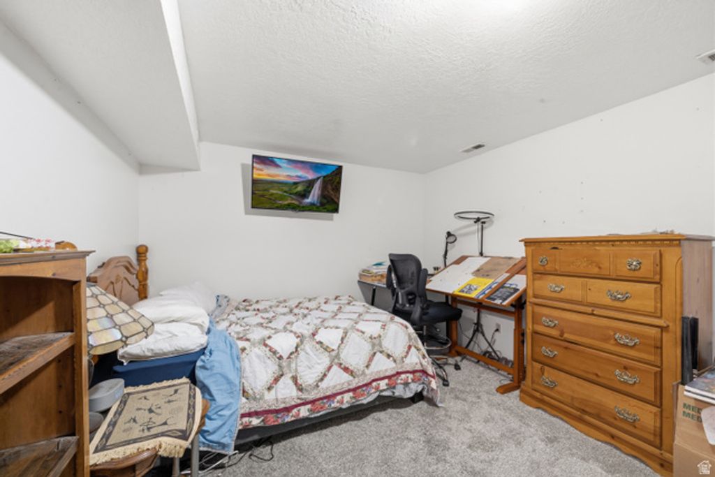 Image 21 of property listing at 5660 S 1425 E #E3, South Ogden, UT 84403
