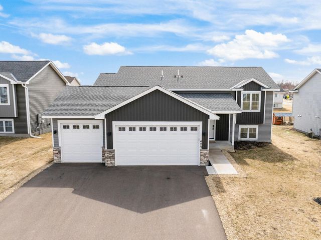 423 Eagle Street NW, Isanti, MN 55040