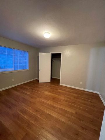 7206 Twin Crest DR 202, Austin, TX 78752