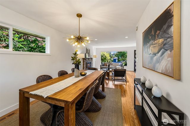 4861 24th Avenue S, Seattle, WA 98108