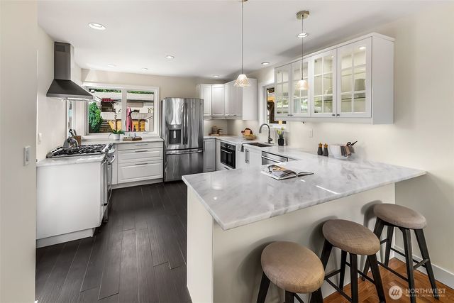 4861 24th Avenue S, Seattle, WA 98108