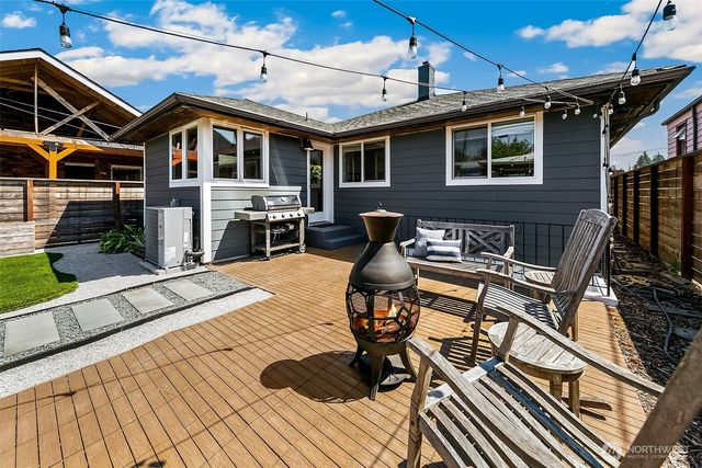 4861 24th Avenue S, Seattle, WA 98108
