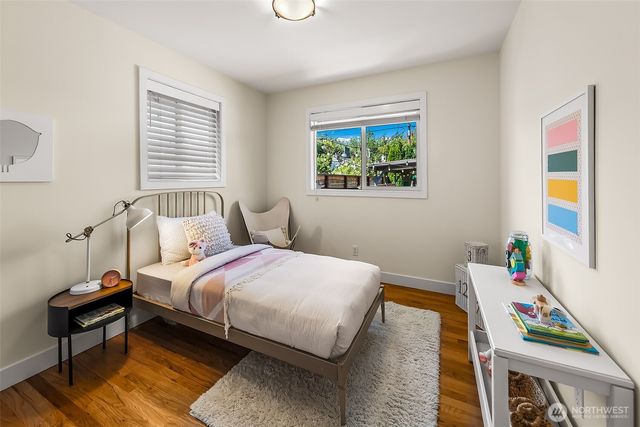 4861 24th Avenue S, Seattle, WA 98108