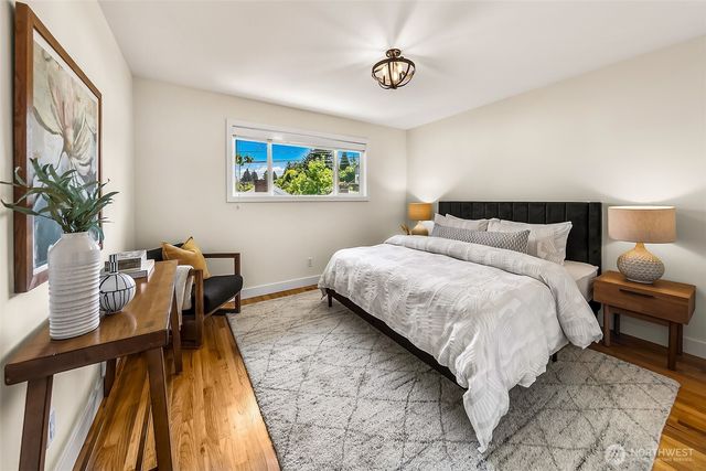 4861 24th Avenue S, Seattle, WA 98108