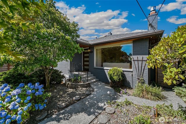 4861 24th Avenue S, Seattle, WA 98108