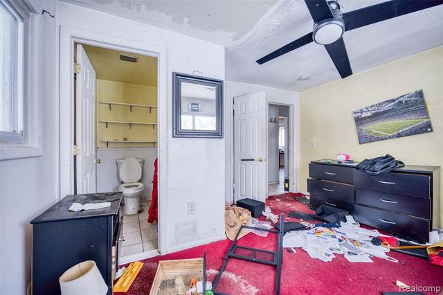 724 Robinwood Street, Pontiac, MI 48340