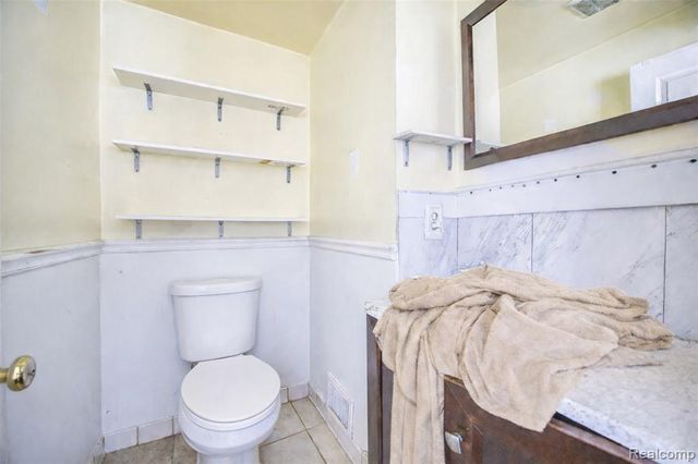 724 Robinwood Street, Pontiac, MI 48340