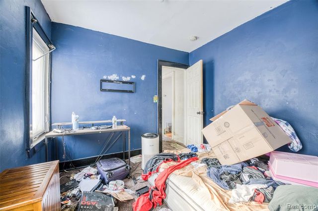 724 Robinwood Street, Pontiac, MI 48340