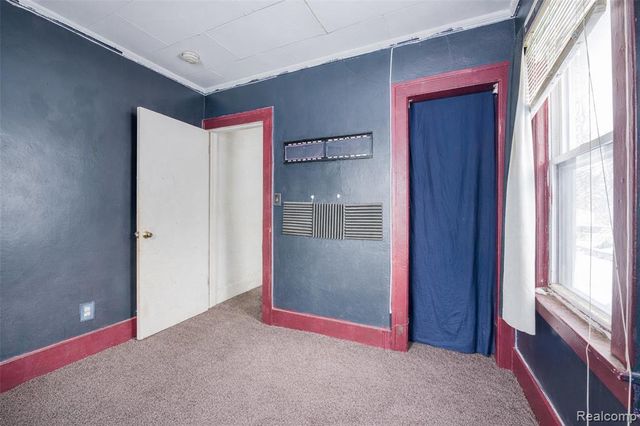 724 Robinwood Street, Pontiac, MI 48340