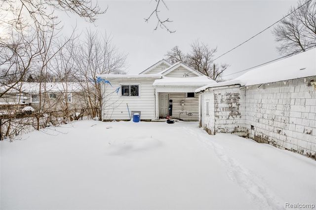 724 Robinwood Street, Pontiac, MI 48340