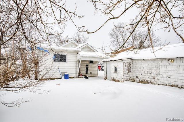 724 Robinwood Street, Pontiac, MI 48340