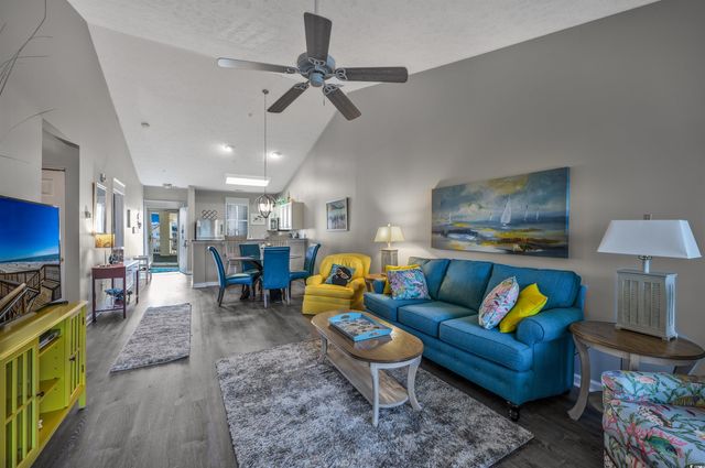 601 Hillside Dr N Apt 4432, North Myrtle Beach, SC 29582