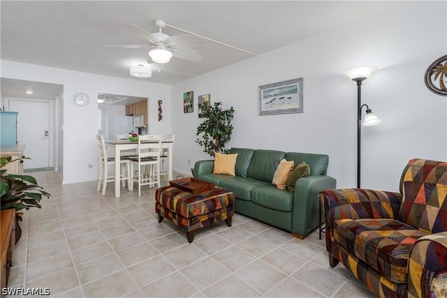 1008 Manatee RD G106, Naples, FL 34114