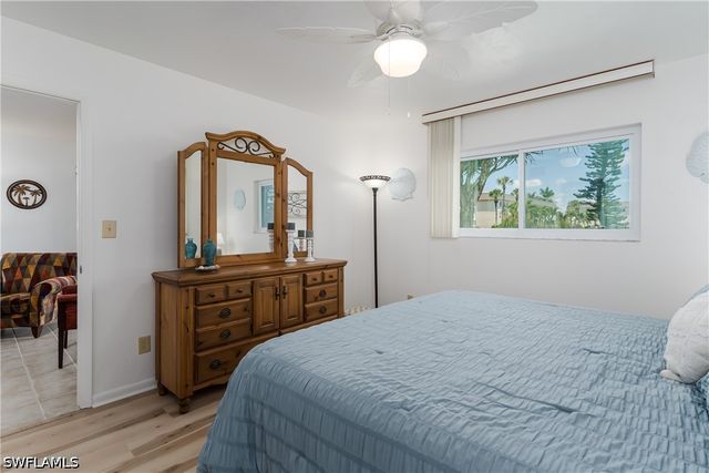 1008 Manatee RD G106, Naples, FL 34114