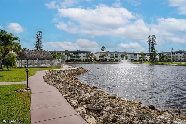 1008 Manatee RD G106, Naples, FL 34114