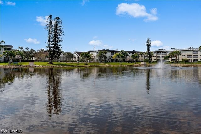 1008 Manatee RD G106, Naples, FL 34114