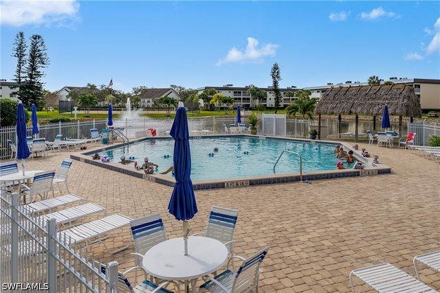 1008 Manatee RD G106, Naples, FL 34114