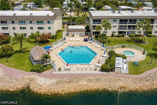 1008 Manatee RD G106, Naples, FL 34114