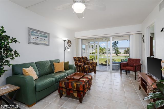 1008 Manatee RD G106, Naples, FL 34114