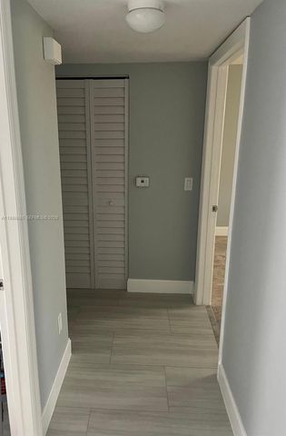 165 NW 96th Ter 3-308, Pembroke Pines, FL 33024