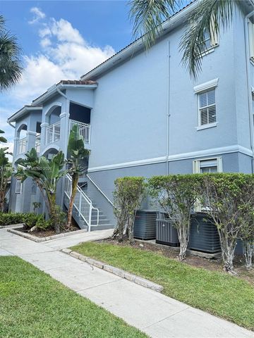 165 NW 96th Ter 3-308, Pembroke Pines, FL 33024