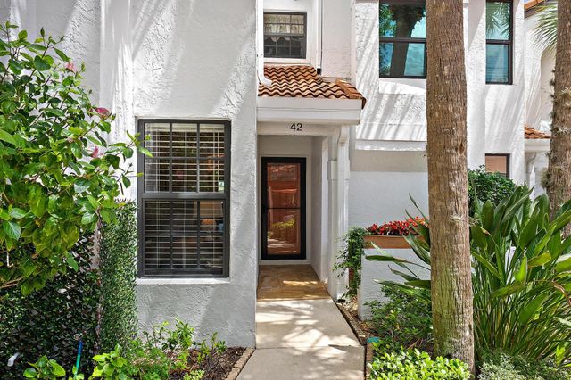 2339 Treasure Isle Drive 42, Palm Beach Gardens, FL 33410
