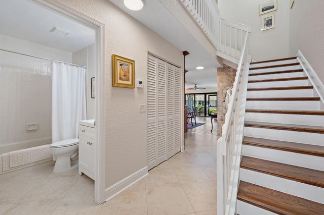 2339 Treasure Isle Drive 42, Palm Beach Gardens, FL 33410