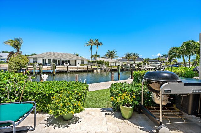 2339 Treasure Isle Drive 42, Palm Beach Gardens, FL 33410