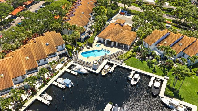 2339 Treasure Isle Drive 42, Palm Beach Gardens, FL 33410