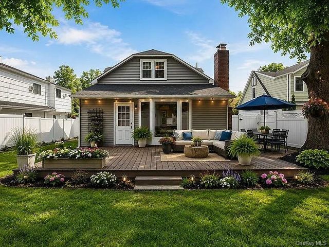 24 Nimitz Street, Huntington, NY 11743