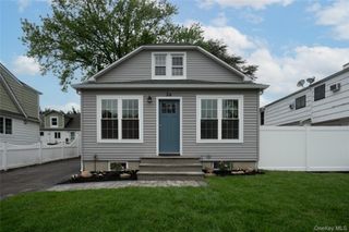 24 Nimitz Street, Huntington, NY 11743