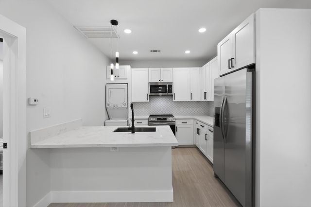 28 Parsons Valley, Conroe, TX 77303