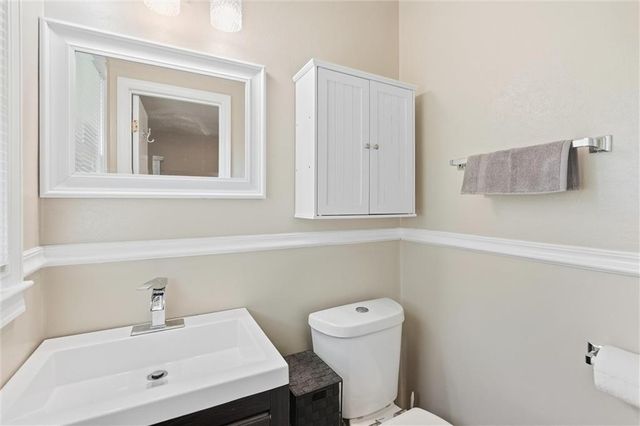 9053 E 83rd Street, Raytown, MO 64138