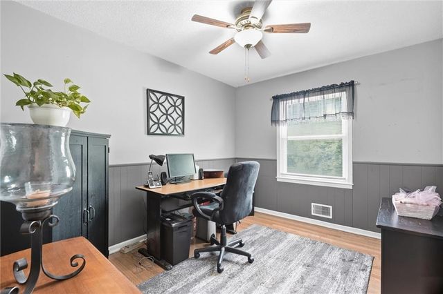 9053 E 83rd Street, Raytown, MO 64138