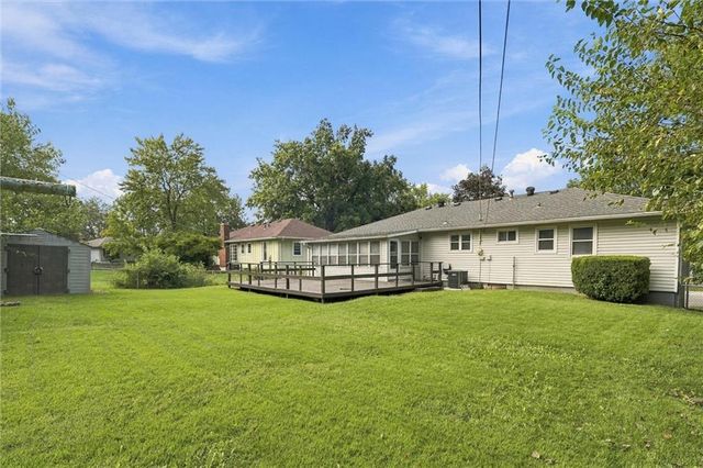 9053 E 83rd Street, Raytown, MO 64138