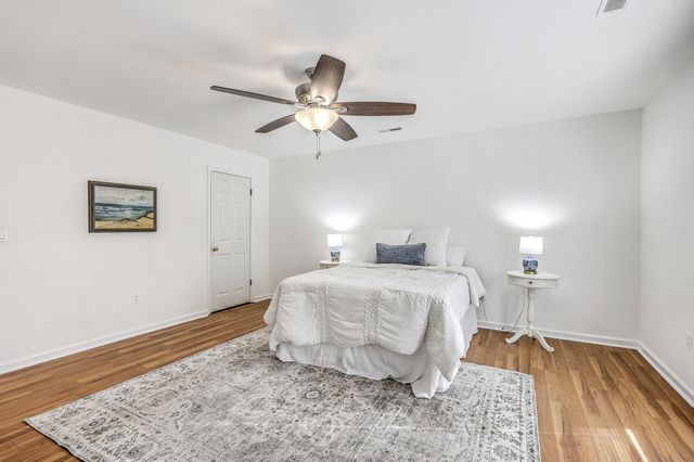 201 Sweetbriar Road, Summerville, SC 29485