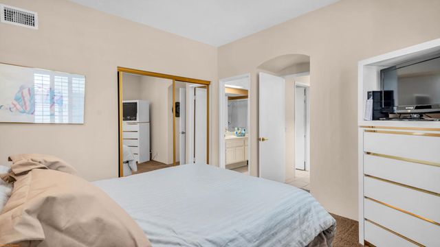 106 Towle Circle, Palm Desert, CA 92211