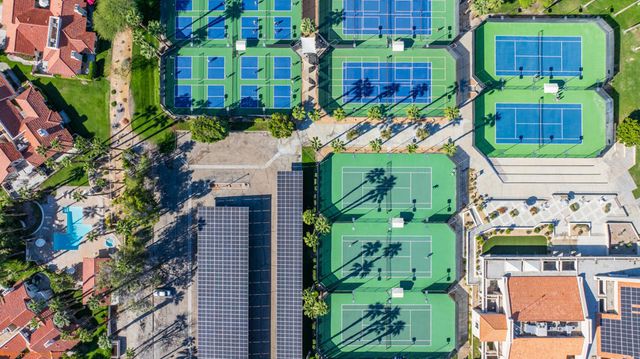 106 Towle Circle, Palm Desert, CA 92211