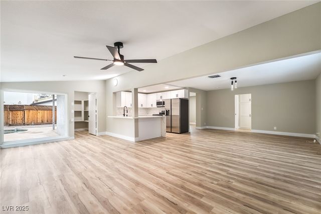 2853 Artic Street, Las Vegas, NV 89121