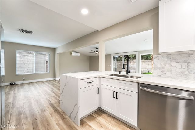 2853 Artic Street, Las Vegas, NV 89121