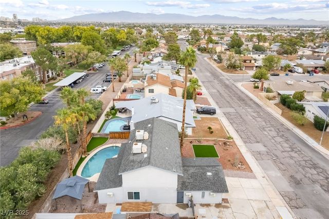 2853 Artic Street, Las Vegas, NV 89121