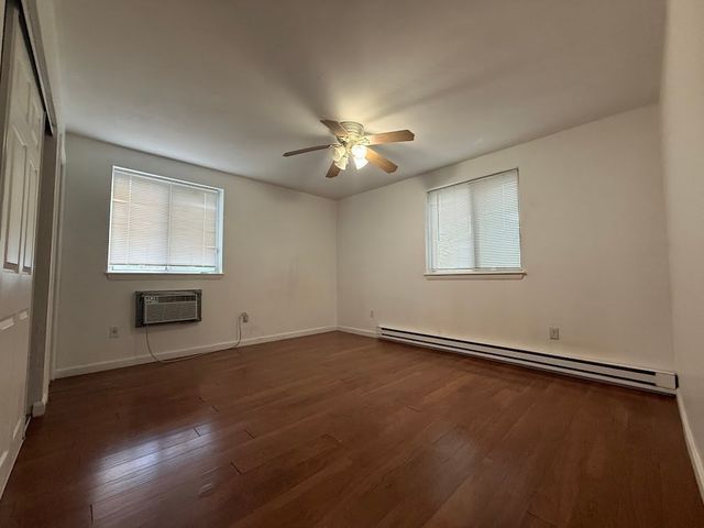 35 Washington St 3, Medford, MA 02155