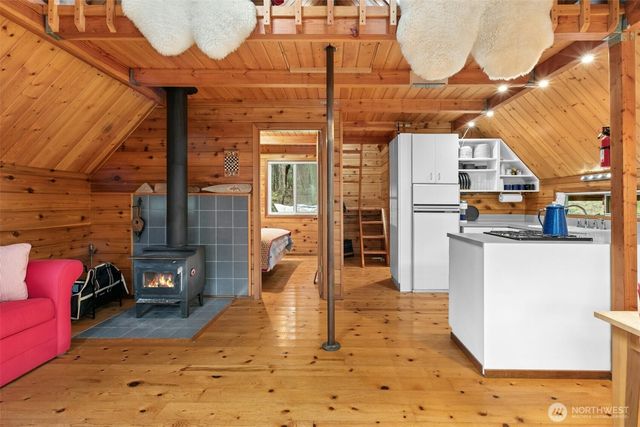 436 Marine Lane, Stuart Island, WA 98250