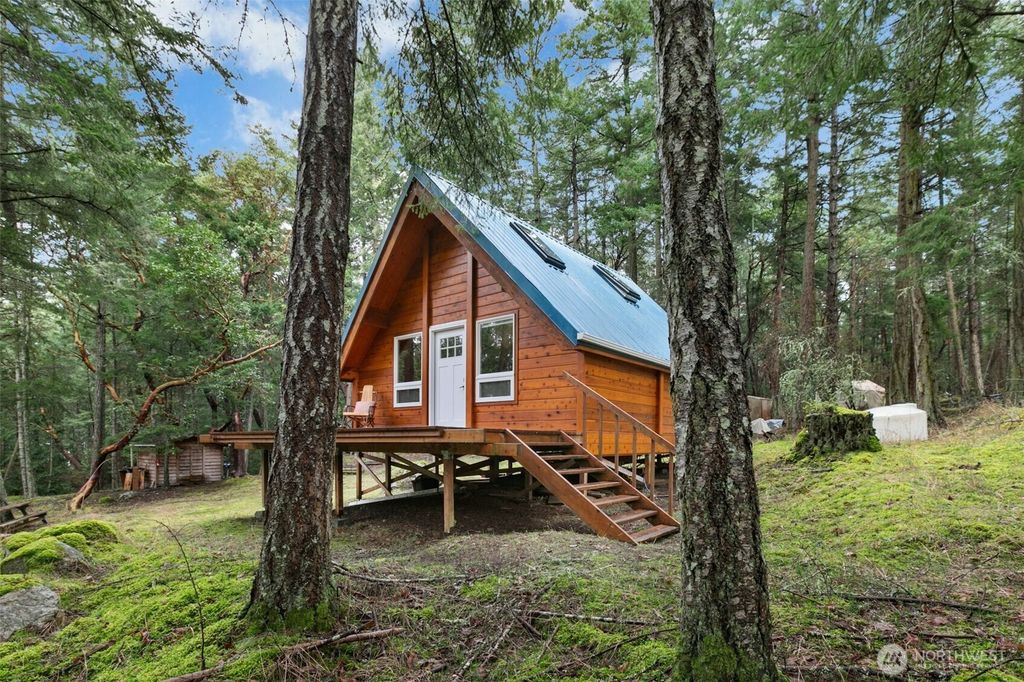 436 Marine Lane, Stuart Island, WA 98250