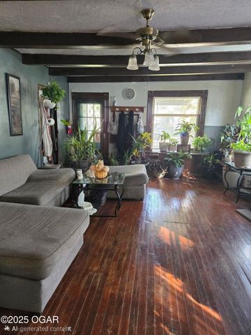 1007 Grant Street, Carthage, MO 64836