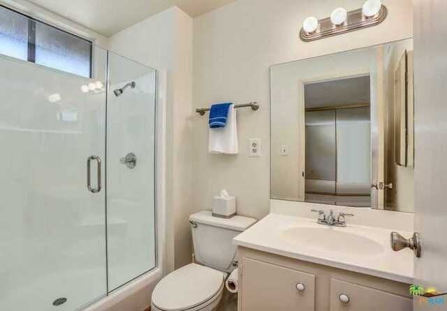 75235 Vista Corona, Palm Desert, CA 92211