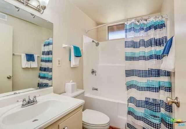 75235 Vista Corona, Palm Desert, CA 92211